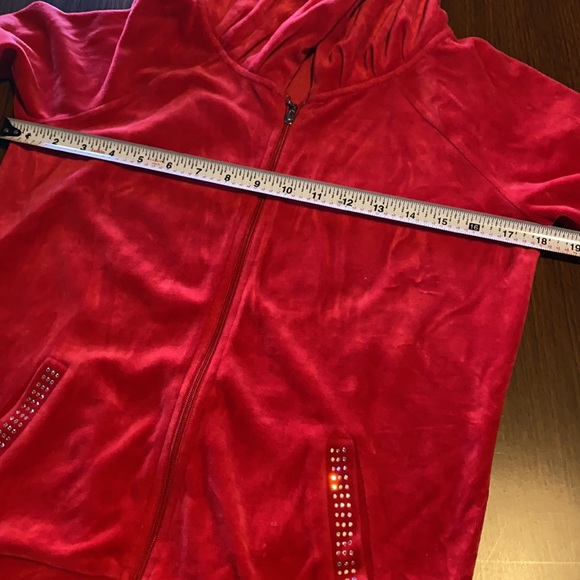Retro, Juicy Couture, Cherry Red Velour, Zip Up, Juniors Extra Small, EUC - Picture 6 of 11